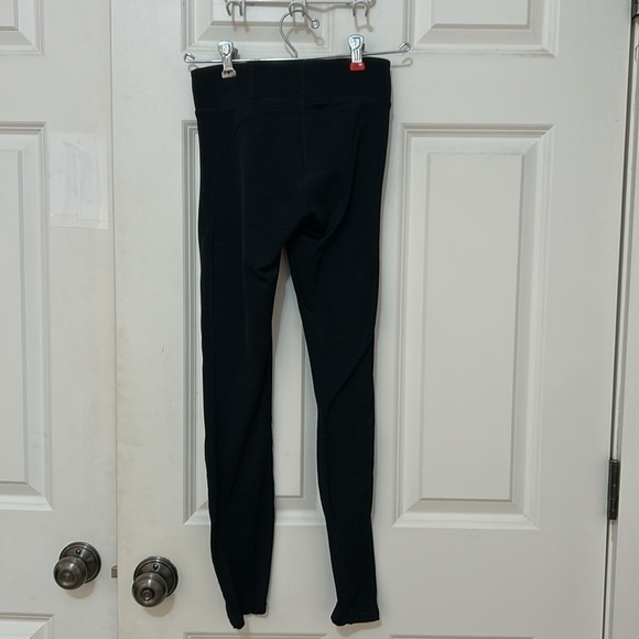 Under Armour compression cold gear Leggings size XS inseam 25“ - Picture 4 of 6